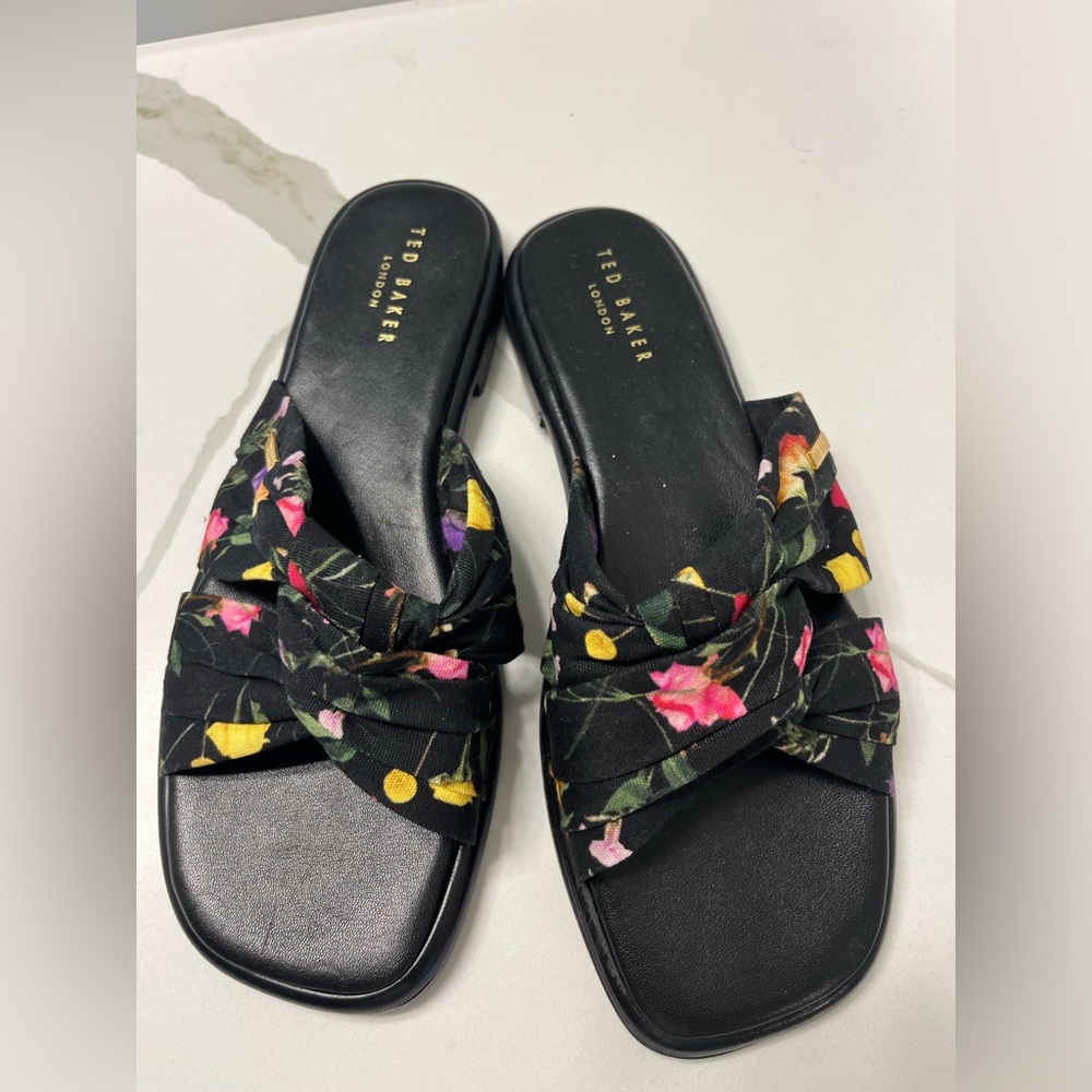 Ted baker size 7